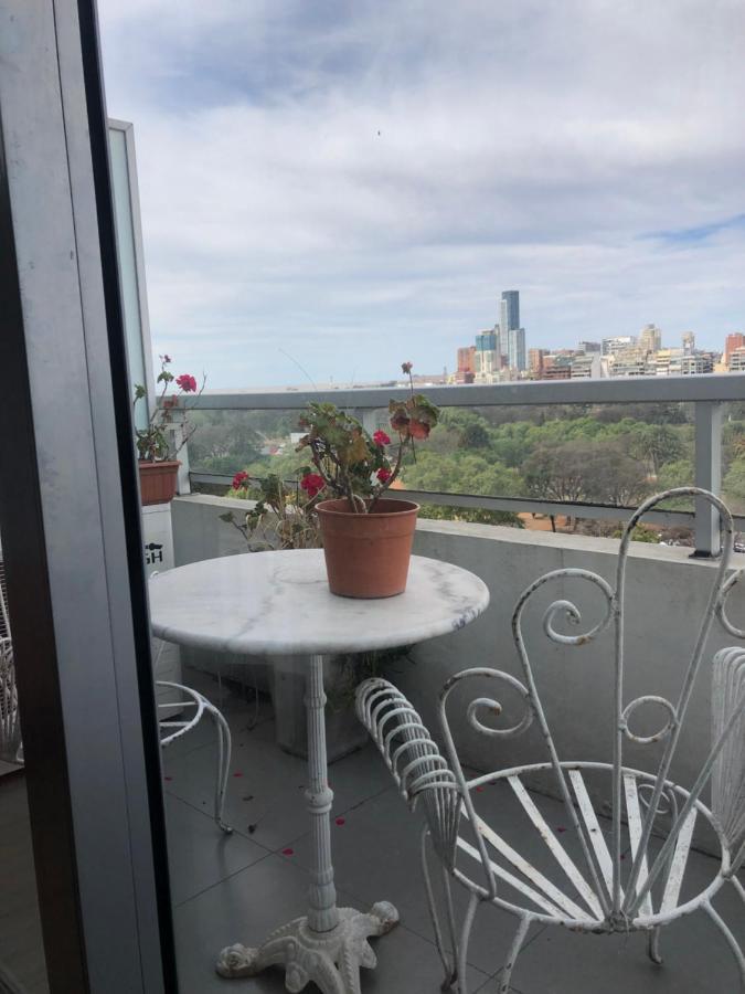 Apartamento Av Kennedy Y Cervino A Metros Embajada Eeuu ブエノスアイレス エクステリア 写真