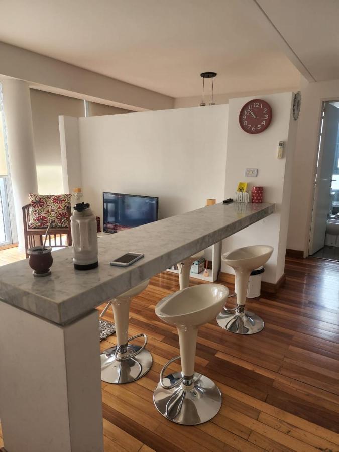 Apartamento Av Kennedy Y Cervino A Metros Embajada Eeuu ブエノスアイレス エクステリア 写真