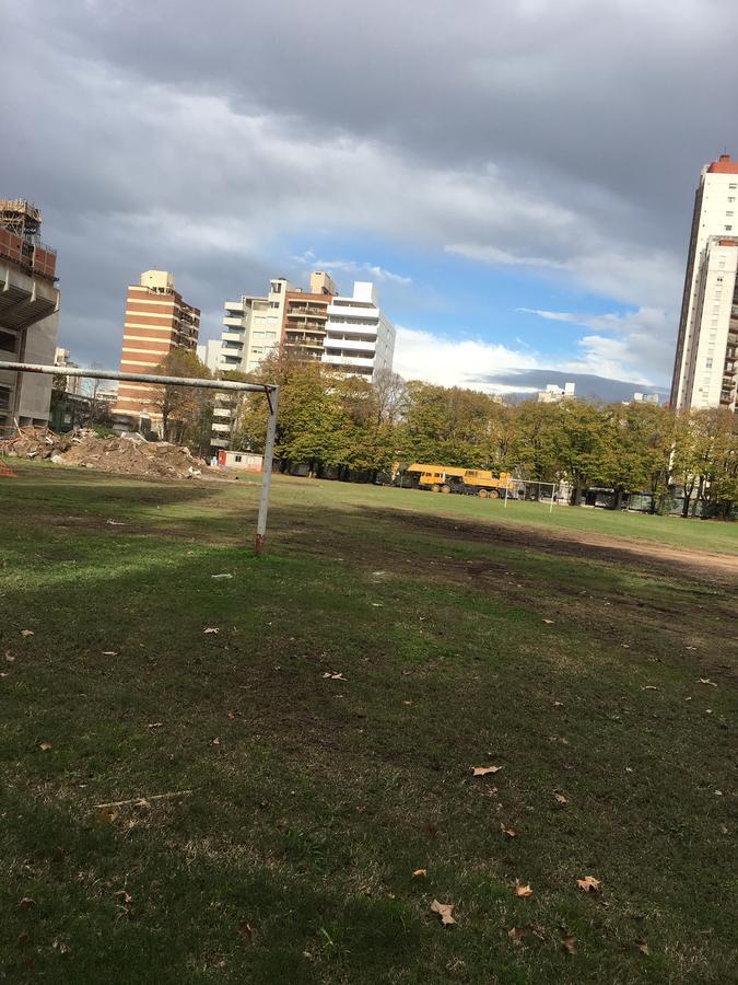 Apartamento Av Kennedy Y Cervino A Metros Embajada Eeuu ブエノスアイレス エクステリア 写真